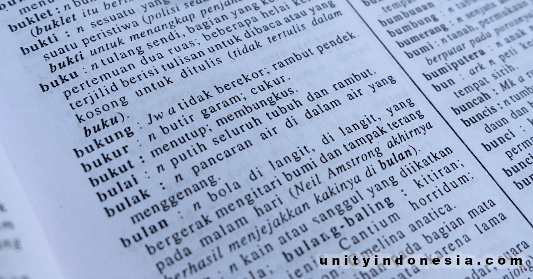 Kamus Besar Bahasa Indonesia: definition of 'bule'/'bulai'.